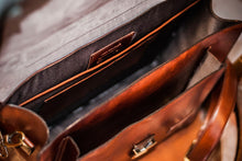 Carica l'immagine nel visualizzatore di Gallery, Cartella da lavoro in pelle - Napoli