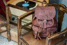 Carica l'immagine nel visualizzatore di Gallery, Zaino in pelle - Santorini