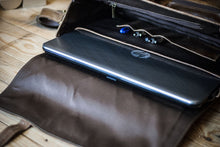 Carica l'immagine nel visualizzatore di Gallery, Cartella in pelle - Roma