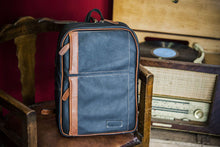 Carica l'immagine nel visualizzatore di Gallery, Zaino in pelle - Bologna
