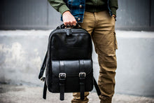 Carica l'immagine nel visualizzatore di Gallery, Zaino in pelle - Berlino
