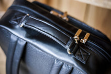 Carica l'immagine nel visualizzatore di Gallery, Zaino in pelle - Milano