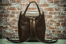 Carica l'immagine nel visualizzatore di Gallery, Zaino in pelle - Lisbona