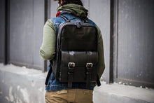 Carica l'immagine nel visualizzatore di Gallery, Zaino in pelle - Berlino