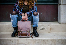 Carica l'immagine nel visualizzatore di Gallery, Zaino in cuoio - Siena