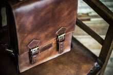 Carica l'immagine nel visualizzatore di Gallery, Zaino in cuoio - Siena