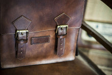 Carica l'immagine nel visualizzatore di Gallery, Zaino in cuoio - Siena
