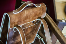 Carica l'immagine nel visualizzatore di Gallery, Zaino in cuoio - Siena