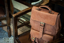 Carica l&#39;immagine nel visualizzatore di Gallery, Zaino in pelle - Vienna
