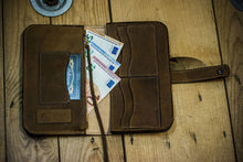 Carica l&#39;immagine nel visualizzatore di Gallery, Portafogli in pelle - Smart wallet
